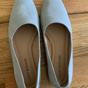 Women’s lucky brand flats gray suede